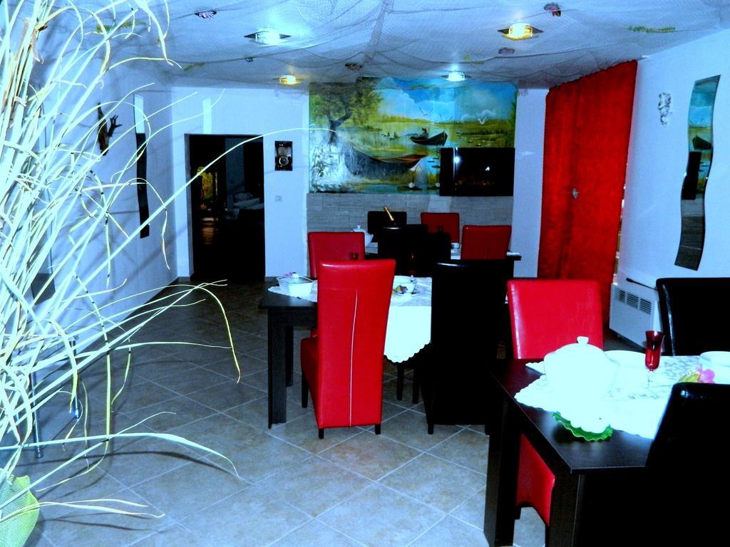 Pensiunea Casa Cornelia Mahmudia Extérieur photo
